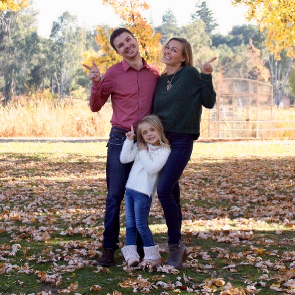 Meet your Posher, Amanda - Picture 4 of 6